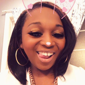 Meet your Posher, Latoya